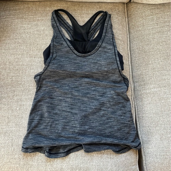 Lululemon tank size 4 - Picture 1 of 3